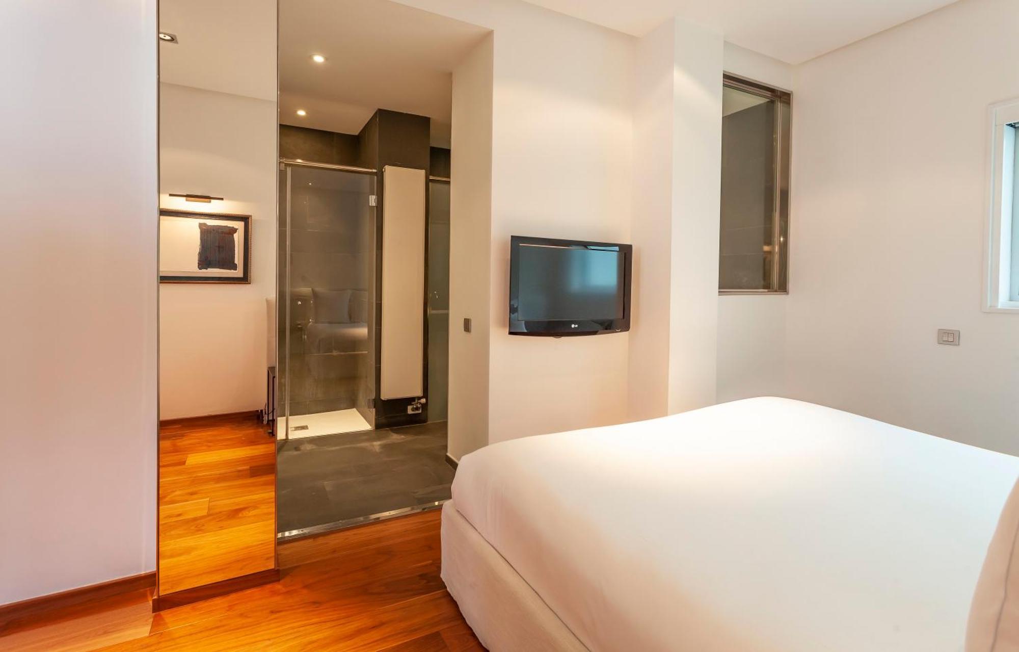Suites Avenue Barcelona Bagian luar foto