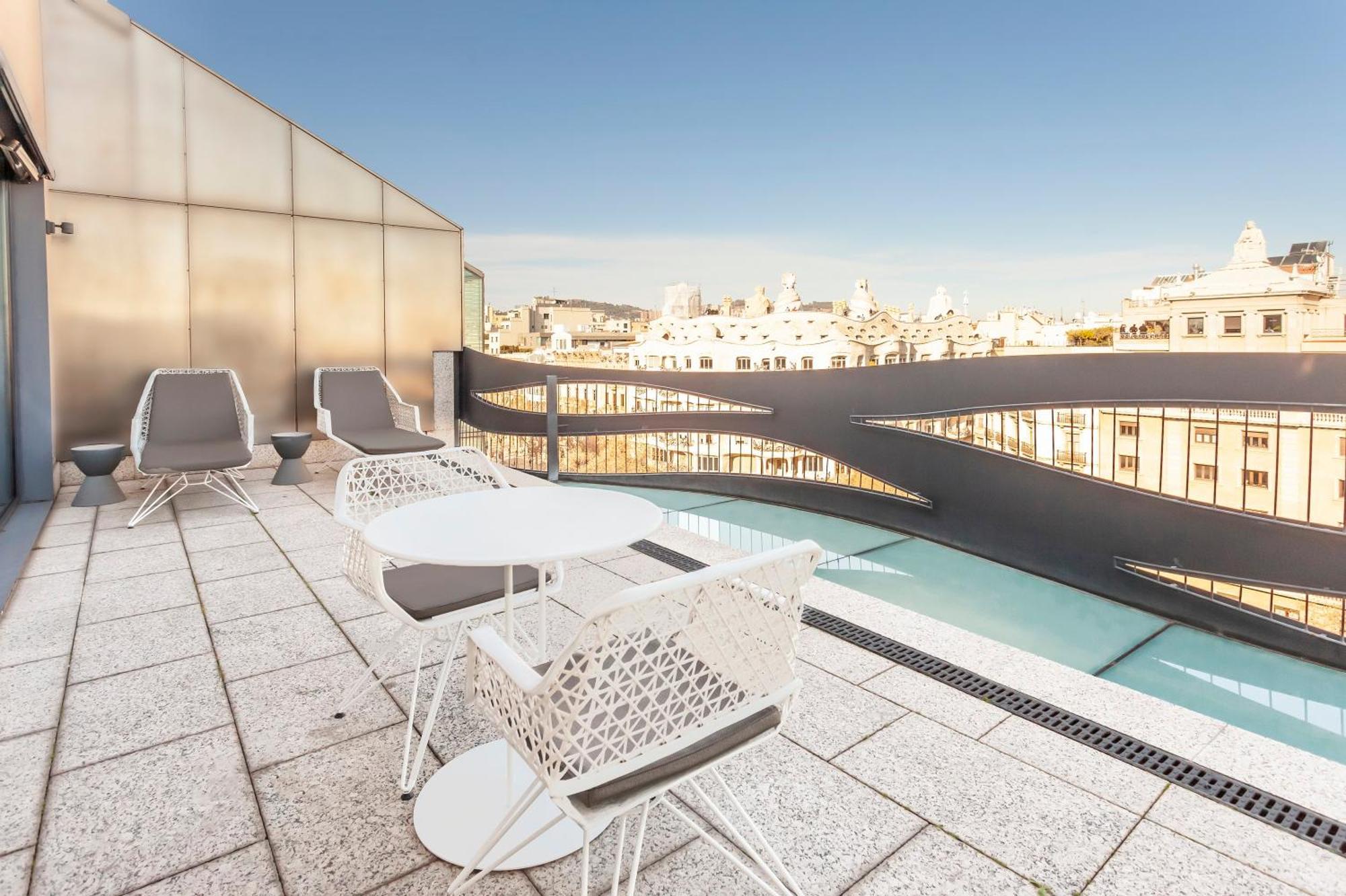 Suites Avenue Barcelona Bagian luar foto