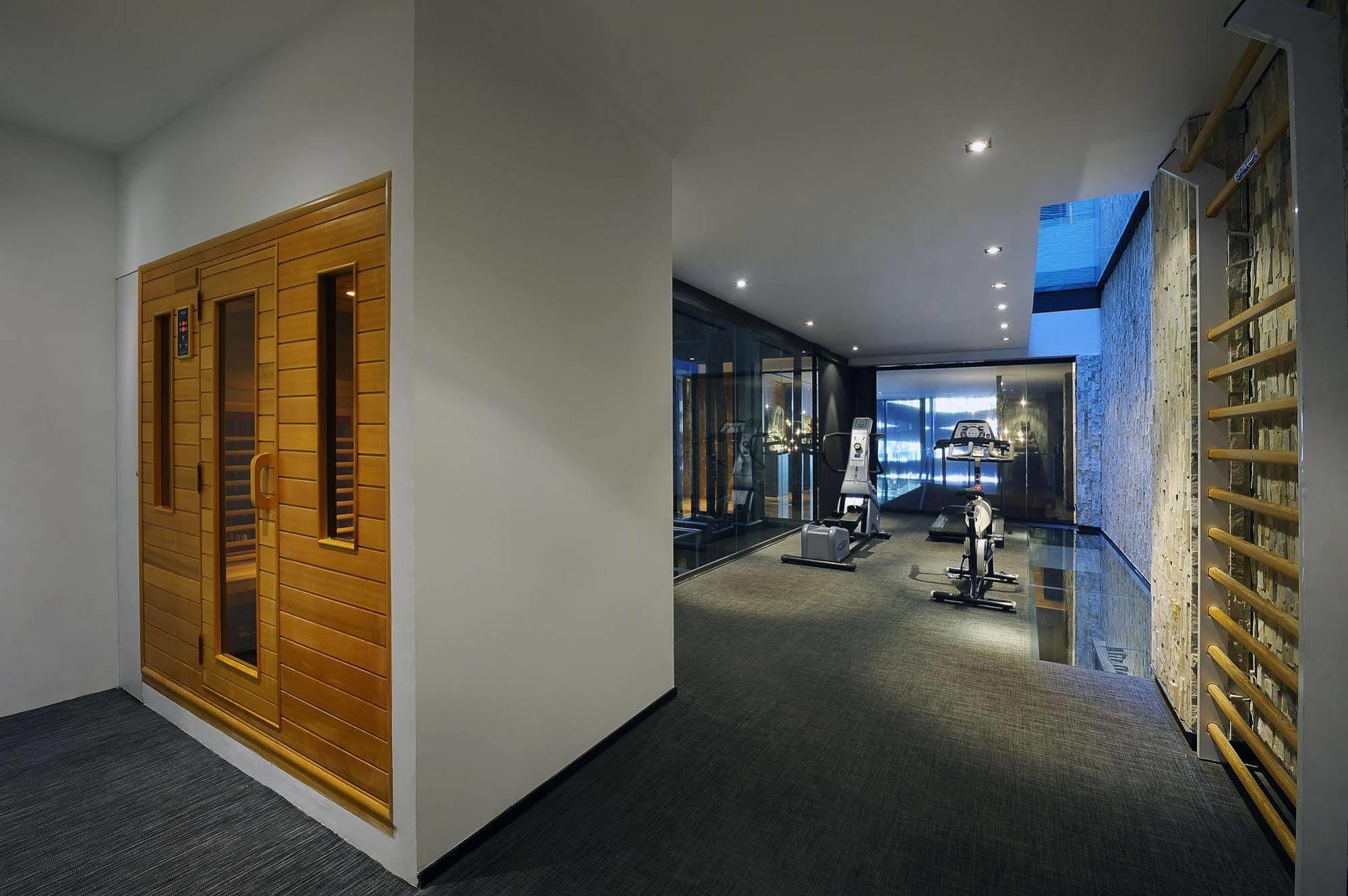 Suites Avenue Barcelona Bagian luar foto