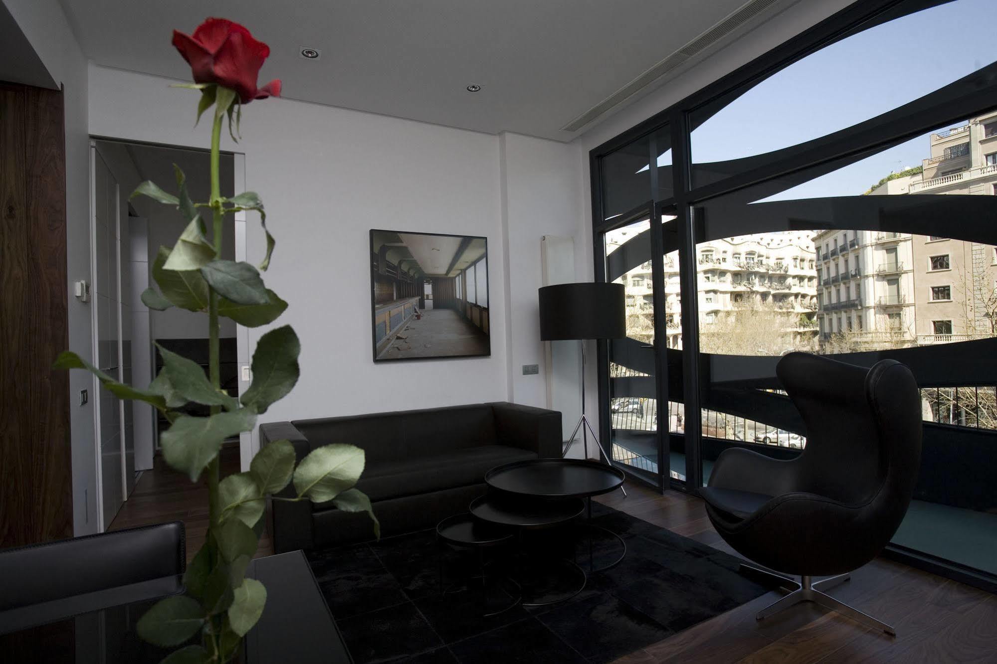 Suites Avenue Barcelona Bagian luar foto