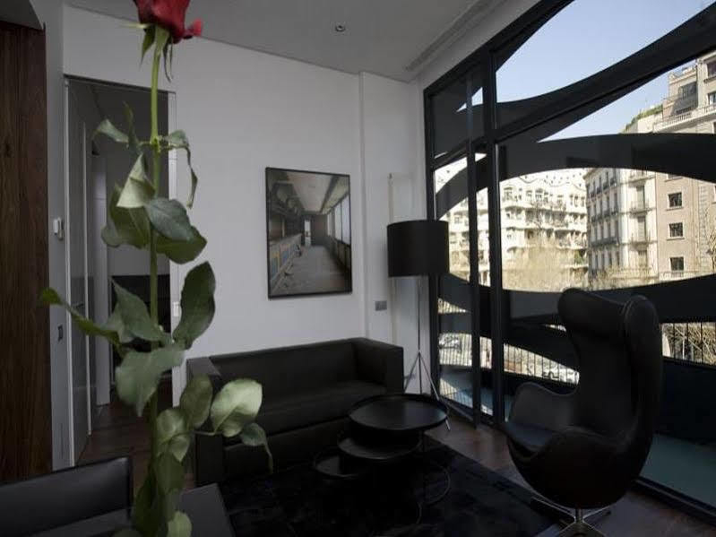 Suites Avenue Barcelona Bagian luar foto